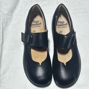 Finn Comfort 9W Black Mary Jane Nagasaki style Shoes in EUC comfort footwear